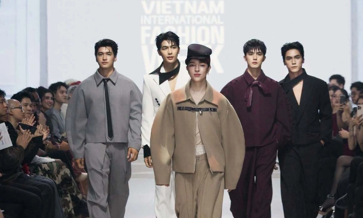 GG88 tài xỉu và làn gió mới từ NTK Gen Z tại Tuần lễ thời trang Việt Nam - hình ảnh - playgg88.vip GG88 tài xỉu và làn gió mới từ NTK Gen Z tại Tuần lễ thời trang Việt Nam - hình ảnh - playgg88.vip