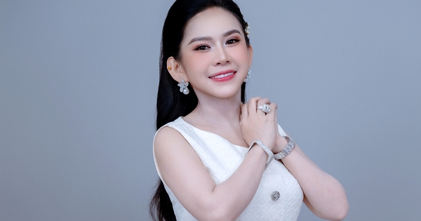 Nghệ sĩ cải lương Bình Tinh ở tuổi 40: Vẫn cháy hết mình với nghề - hình ảnh - playgg88.vip Nghệ sĩ cải lương Bình Tinh ở tuổi 40: Vẫn cháy hết mình với nghề - hình ảnh - playgg88.vip