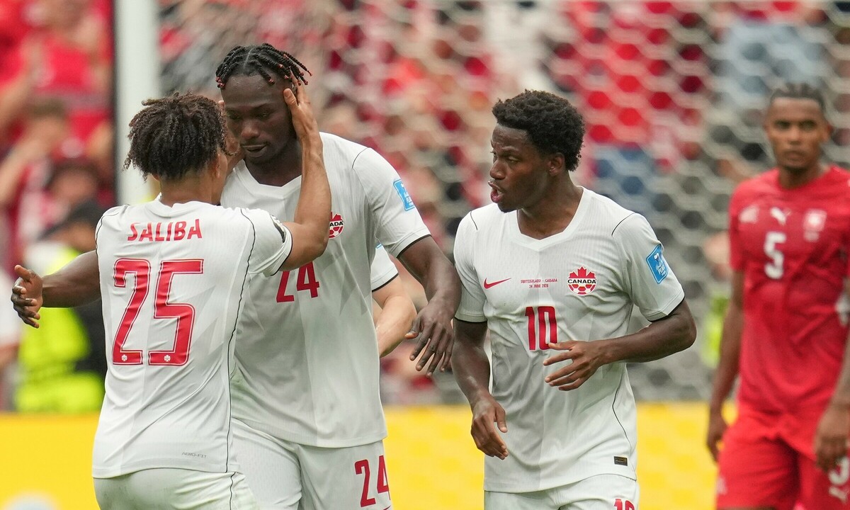 Cả ba đội chủ nhà World Cup 2026 đều lọt vào vòng knock-out: Dấu ấn lịch sử và cơ hội cho người hâm mộ cá cược - hình ảnh - playgg88.vip Cả ba đội chủ nhà World Cup 2026 đều lọt vào vòng knock-out: Dấu ấn lịch sử và cơ hội cho người hâm mộ cá cược - hình ảnh - playgg88.vip