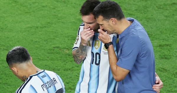 Scaloni đáp trả HLV Ancelotti khi chê Argentina ‘đá chậm’, tiết lộ Messi rất ổn: góc nhìn mới cho người chơi Việt - hình ảnh - playgg88.vip