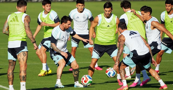 GG88 bắn cá và tin nóng từ Argentina: Messi tái ngộ ‘nhân vật đặc biệt’ trước đại chiến Algeria - hình ảnh - playgg88.vip