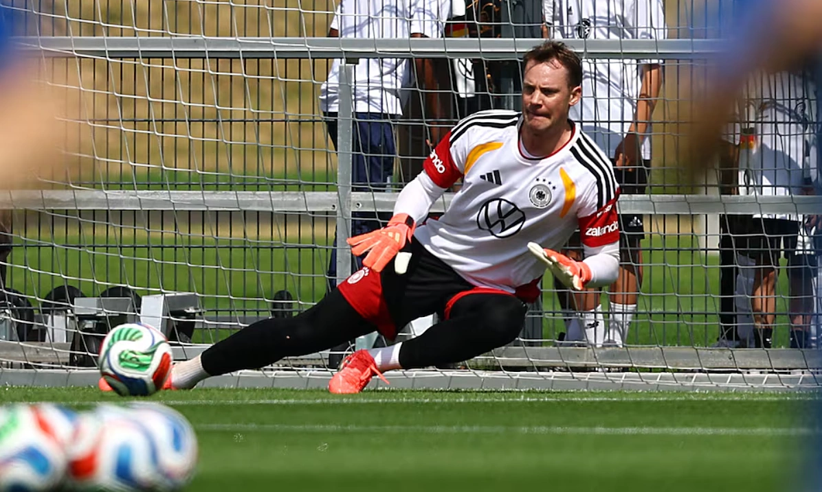 Neuer trở lại đội tuyển Đức với tham vọng vô địch World Cup 2026 - hình ảnh - playgg88.vip