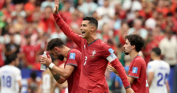 ‘Phù thủy’ Ghana tiên đoán Ronaldo vô địch World Cup, cơ hội vàng cho fan GG88 baccarat - hình ảnh - playgg88.vip ‘Phù thủy’ Ghana tiên đoán Ronaldo vô địch World Cup, cơ hội vàng cho fan GG88 baccarat - hình ảnh - playgg88.vip