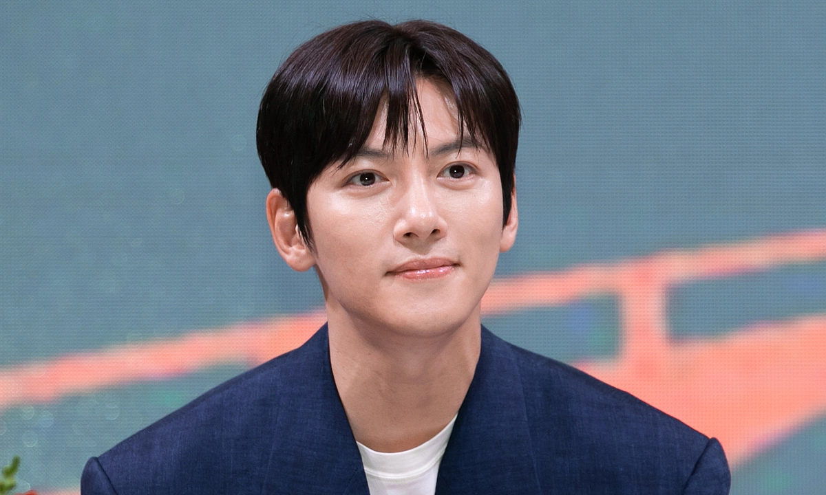 Ji Chang Wook chia sẻ cảm xúc tích cực khi đến Việt Nam, kết nối tinh thần qua giải trí trực tuyến - hình ảnh - playgg88.vip