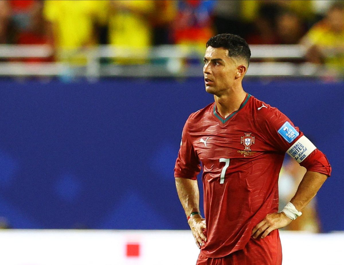 Nani: ‘Các đồng đội cần chạy thay phần Ronaldo’ - hình ảnh - playgg88.vip